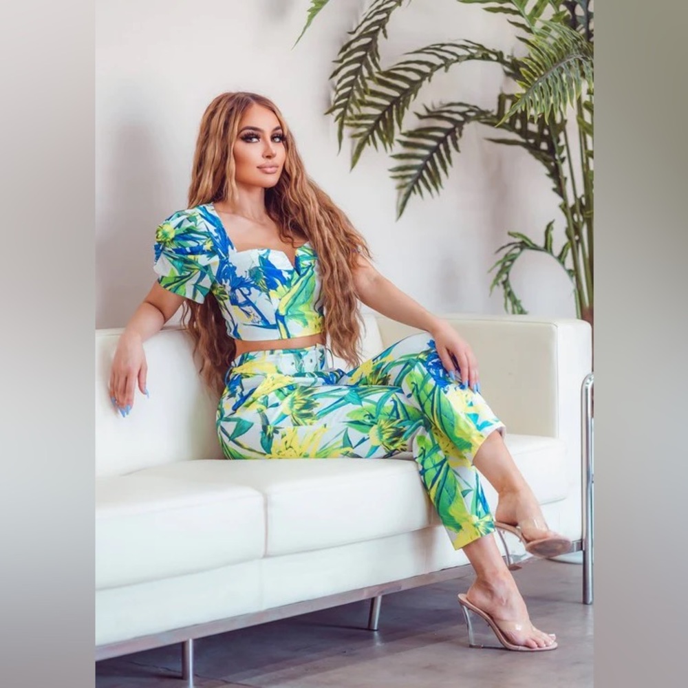 Paradise top and pants set